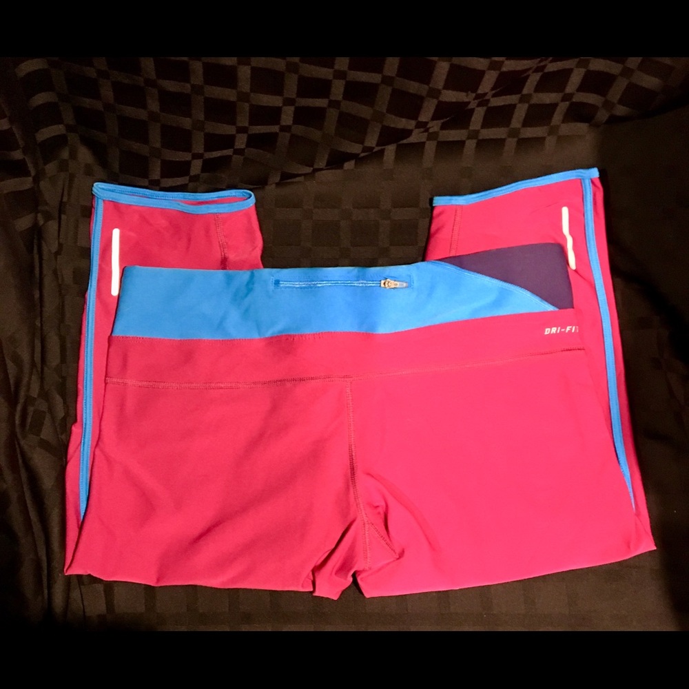 Nike Dri Fit Performance Capris - Picture 3 of 6